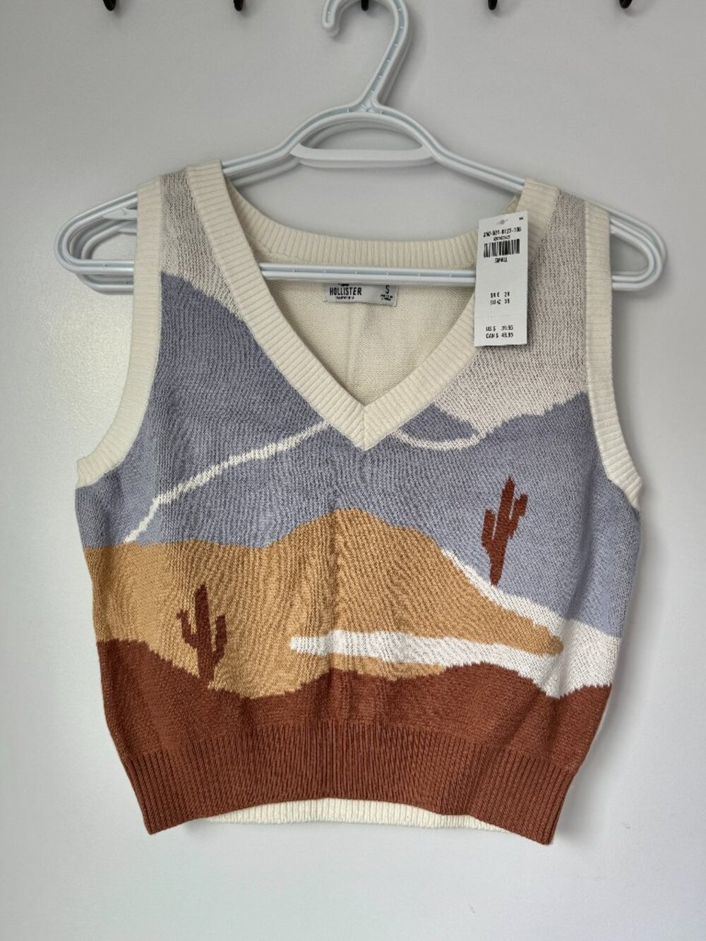 Hollister Desert Graphic Sweater Vest Size S NWT